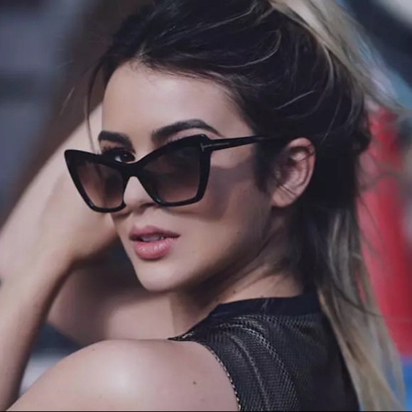 Accessories - Women’s Black Cat Eye Sunglasses